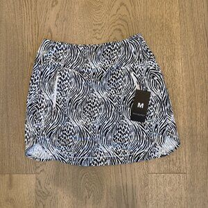 IBKUL Alena Black/White Straight 17.5” skort, NWT, Size M